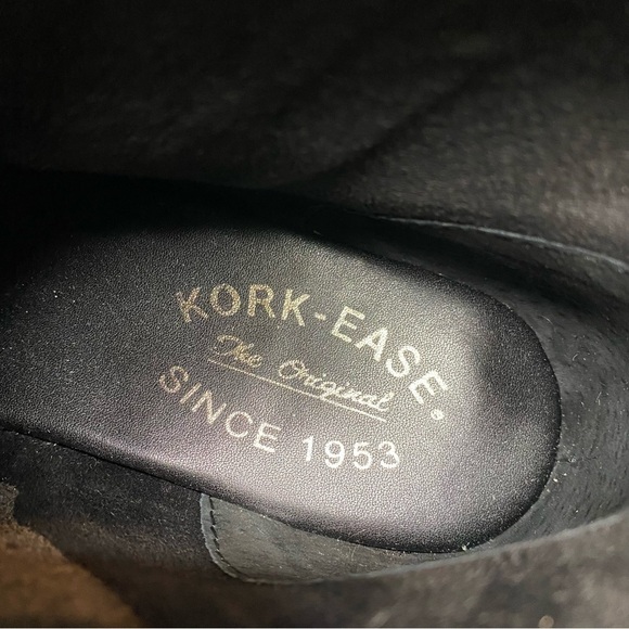 New! Kork Ease Riley Black Distressed Suede Bootie 6M - Picture 12 of 14